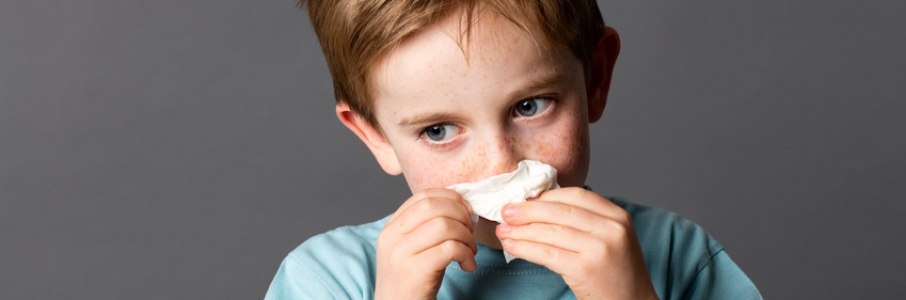 Les saignements de nez chez l'enfant sont souvent bénins